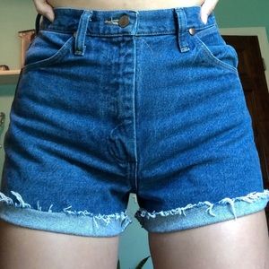 Wrangler cut off shorts